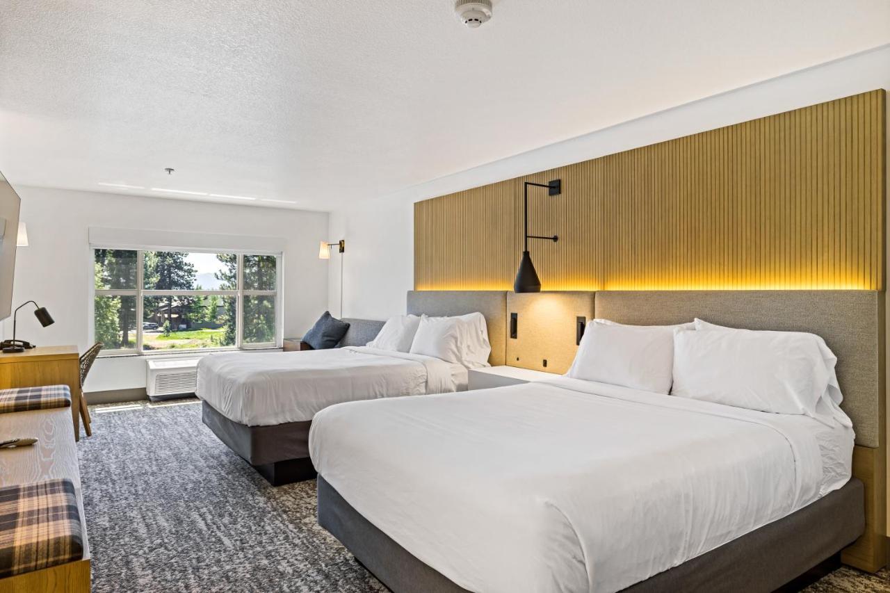 מק'קול The Evergreen Hotel מראה חיצוני תמונה